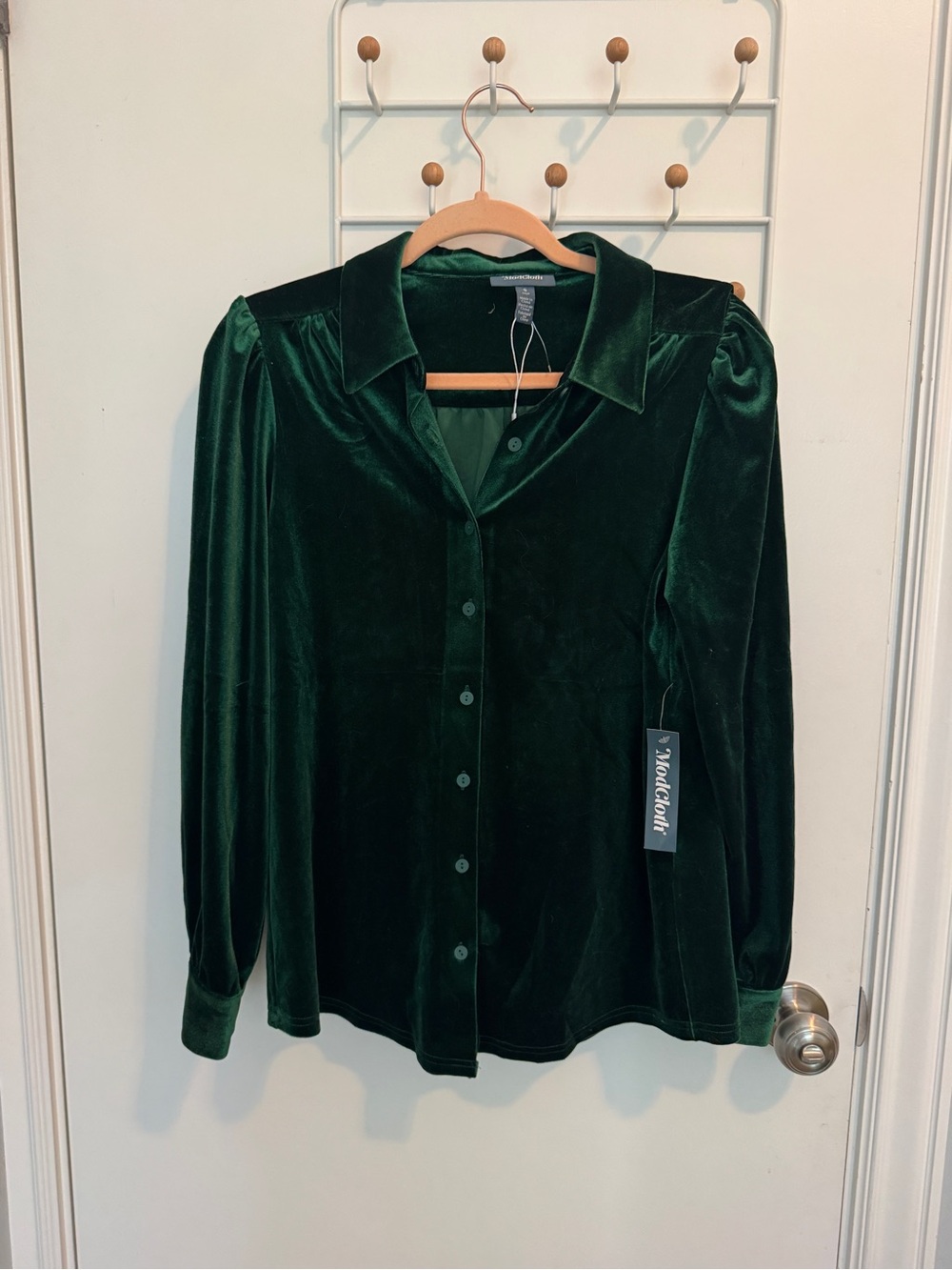 Modcloth Emerald Green Velvet Button-Up Blouse